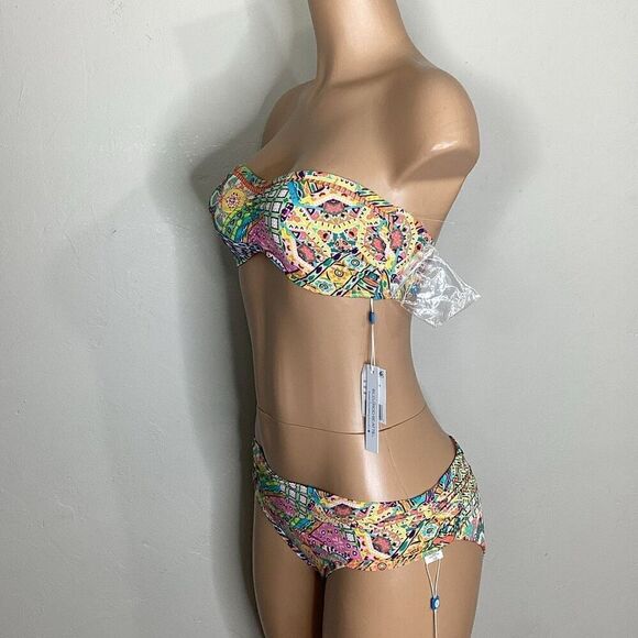 New. Bleu Rod Beattie bright print bikini. Size 4. Retails $145 - Picture 7 of 13